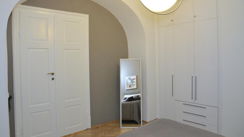 City De Lights Graz Chambre photo